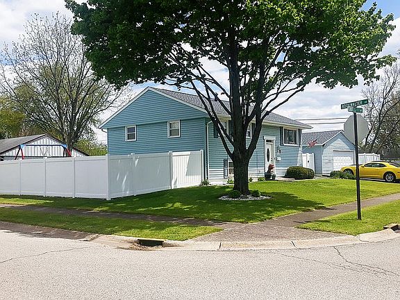 3rd image of 488 Gross St