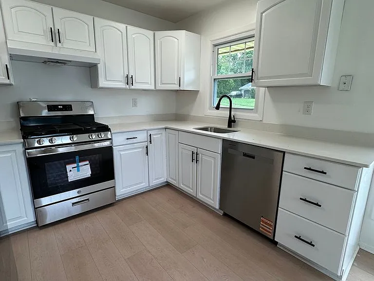 16 Marshal Ln — Photo 7