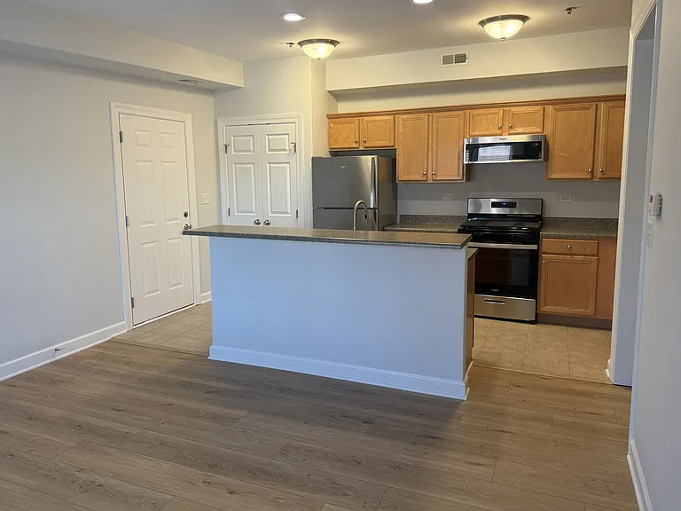 206 W Main St #3A — Photo 7