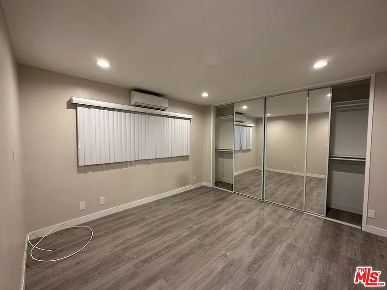 1830 Federal Ave — Photo 11