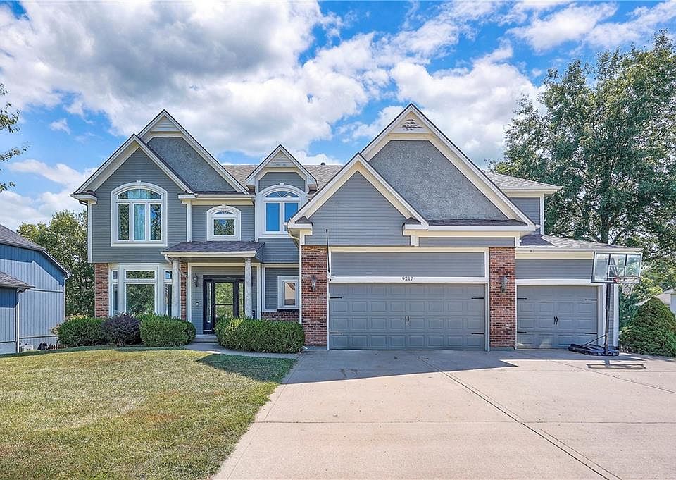 9217 N Lydia Ave, Kansas City, MO 64155 | Zillow