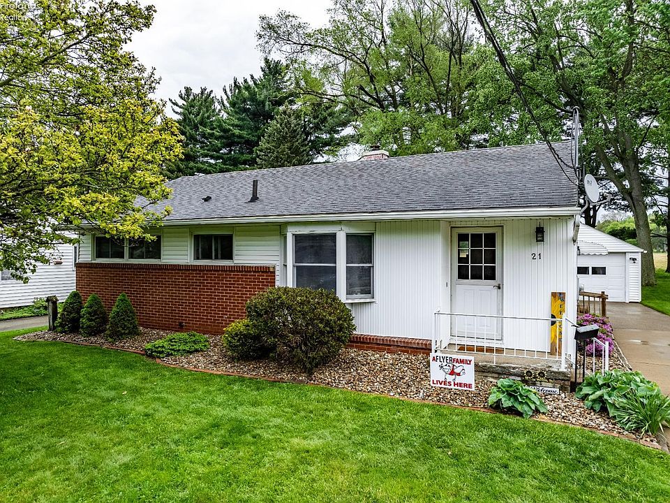 1st image of 21 Welton Ave
