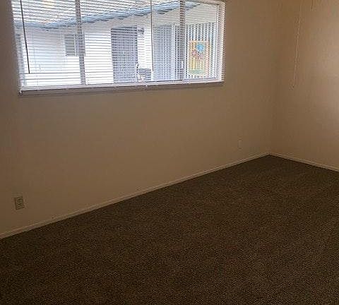 5th image of 6425 Alturas Ave