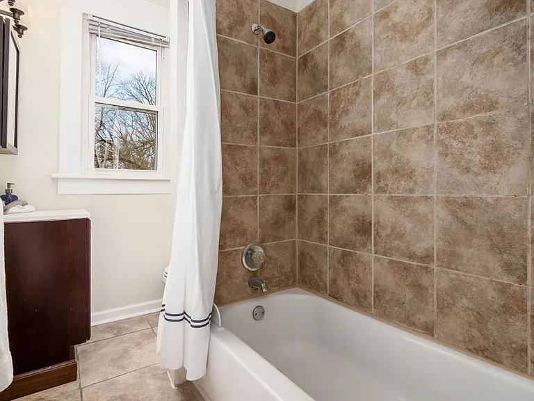 561 Kimball Pl — Photo 12