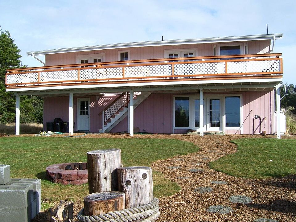 Cedar Deck Looking @ Water