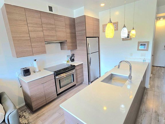 5th image of 1550 11th St NW APT 307