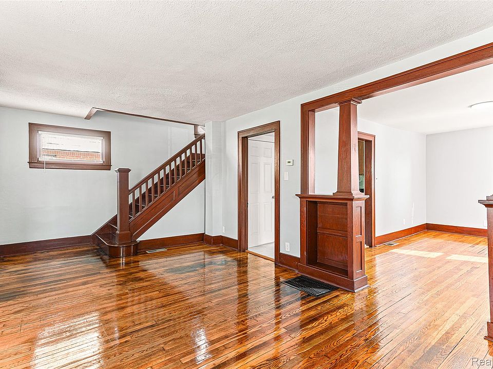 107 Elm St, photo 14