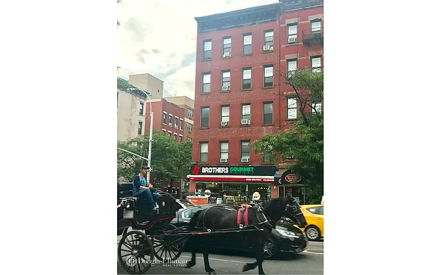 Rented by Douglas Elliman | media 24