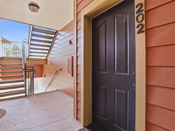 4th image of 6800 Spurwing Loop APT 202