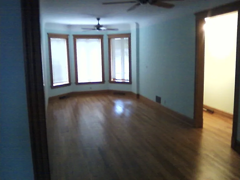 640 W 35th St #1 — Photo 3