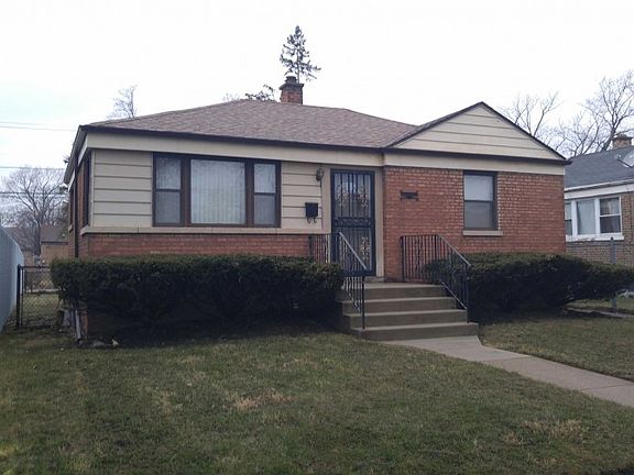 2nd image of 10150 S Hoxie Ave