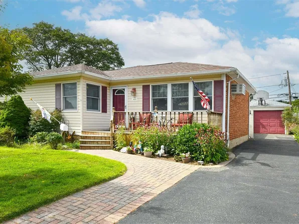 3613 Marjorie Lane, Seaford, NY 11783