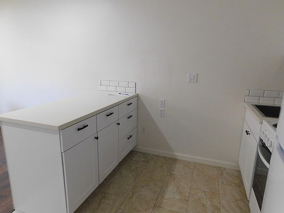 4th image of 3796 Alabama St Unit A321