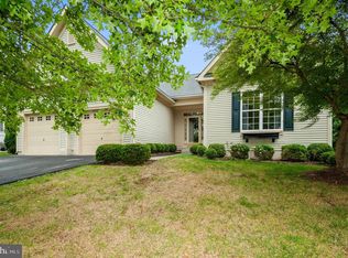 17584 Tedler Cir, Round Hill, VA 20141