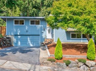 12602 NE 32nd St, Bellevue, WA 98005