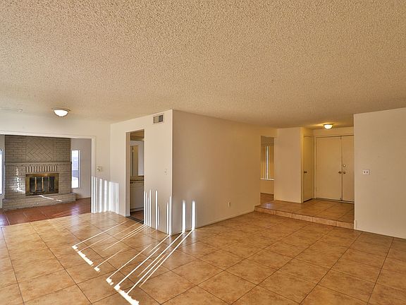 5th image of 7709 W Mariposa Dr