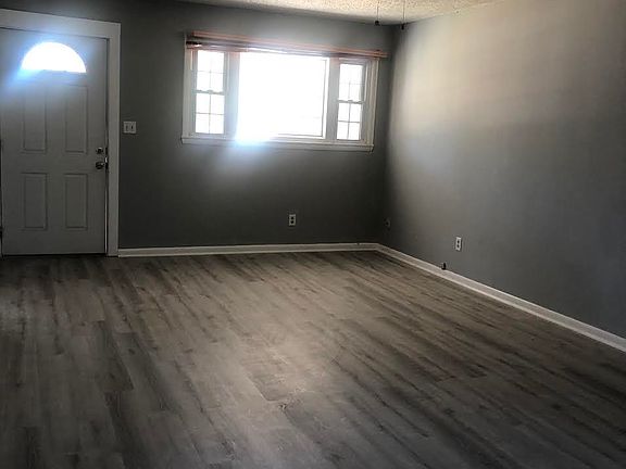 5th image of 609 Nassau St