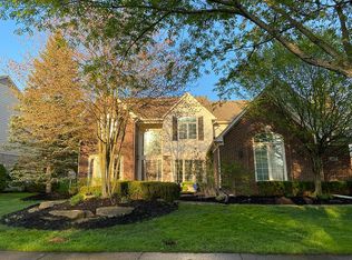 212 Glenmoor Dr, Rochester, MI 48307