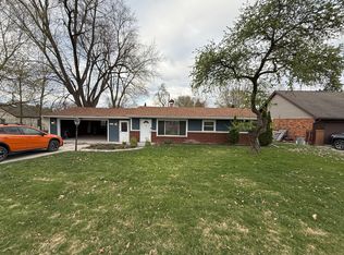 1870 Ward Rd, Bloomfield Hills, MI 48302
