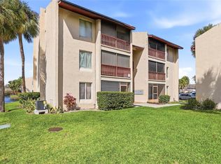 8602 Champlain Ct UNIT 90, Tampa, FL 33614