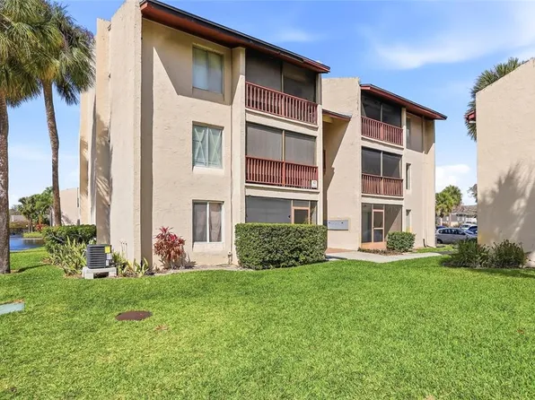 8602 Champlain Ct Unit 90, Tampa, FL 33614