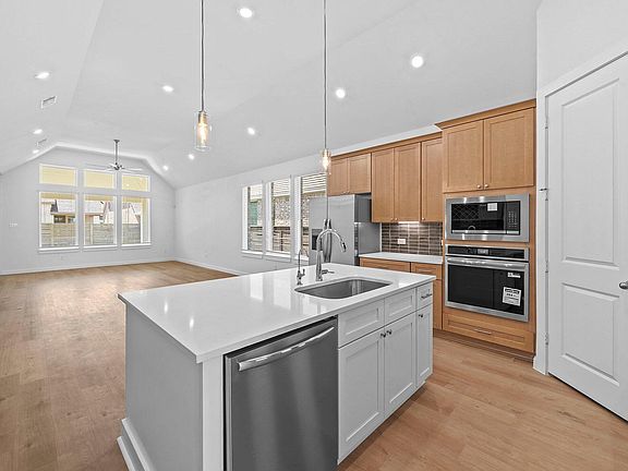 6th image of this home