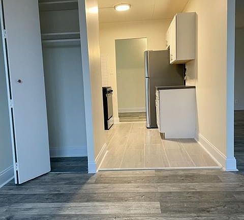 4th image of 3 Park Ave #5N