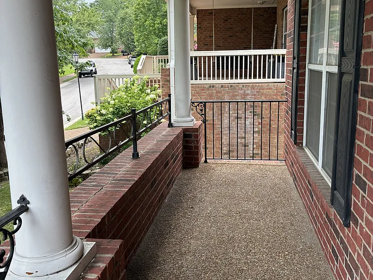 808 Pisgah Park — Photo 2