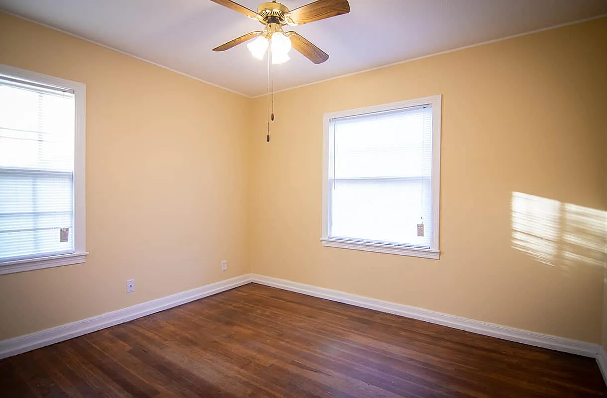 1504/1506 20th Street Duplex — Photo 4