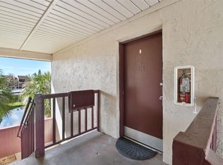 3828 N Lake Dr UNIT 114, Tampa, FL 33614