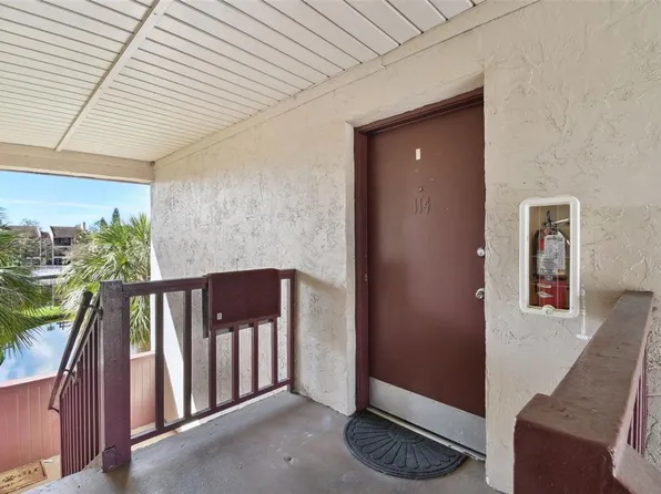 3828 N LAKE DRIVE #114, TAMPA, FL 33614