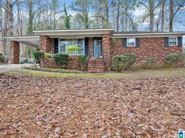 1132 Meadow Dr, Gardendale, AL 35071