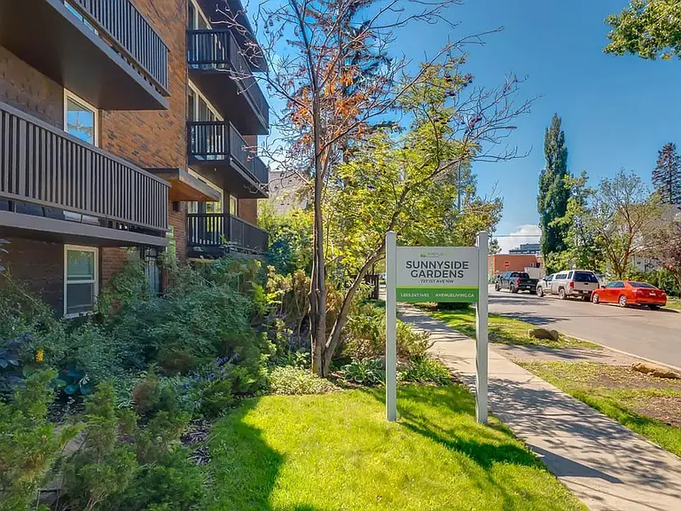 727 1st Ave NW — Photo 27
