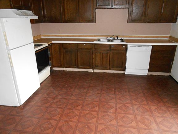 4th image of 1226 Northcliff Ave