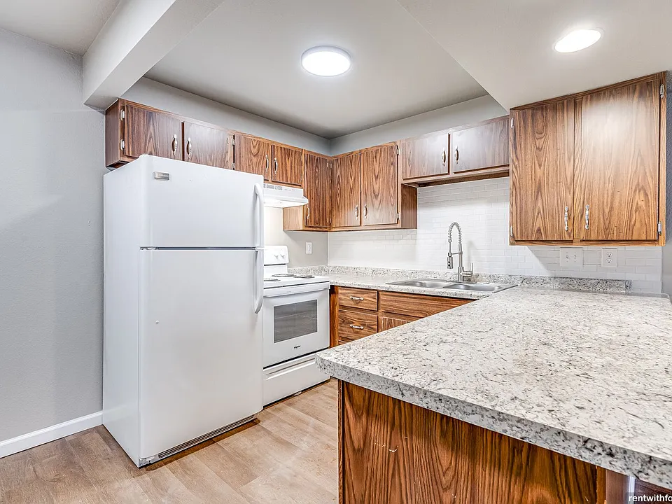 Stonecreek Apartments