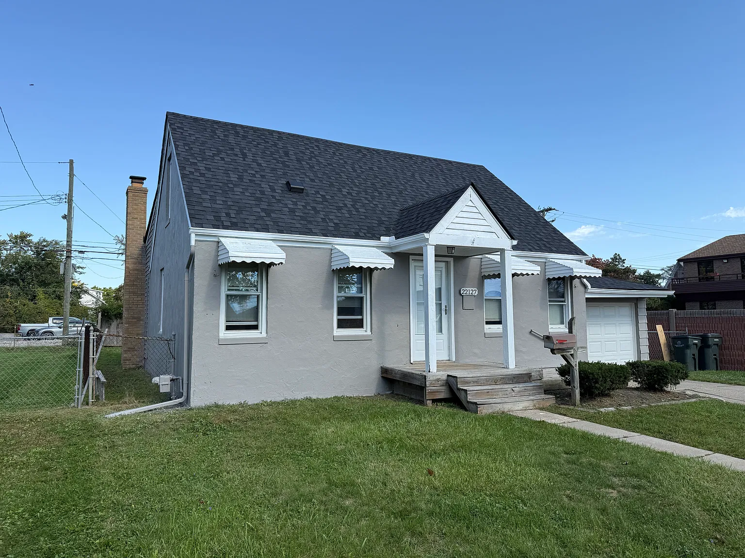 3 bed, 1298 sqft, $1,600 — Photo 2