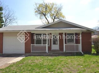 2401 Birch Ln, Rolling Meadows, IL 60008