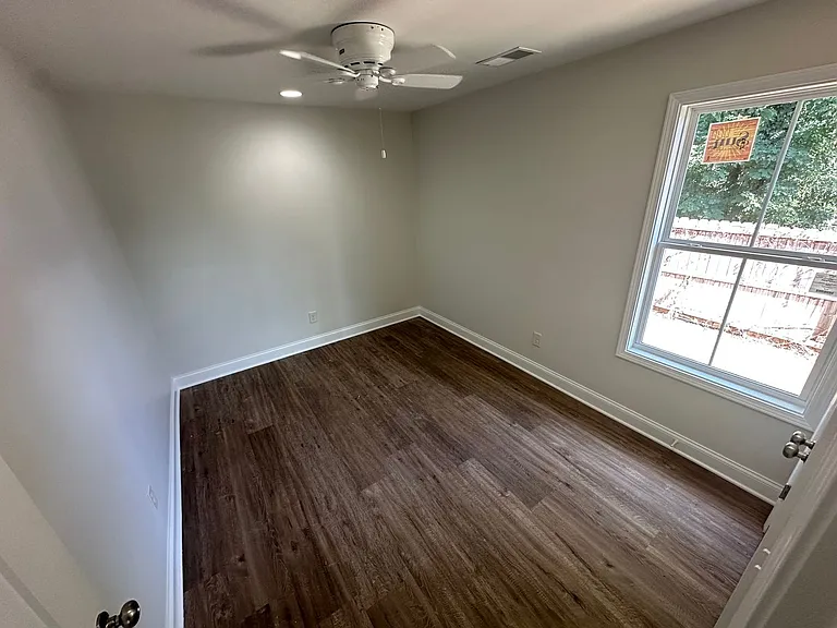 25 Wyatt Ln — Photo 8
