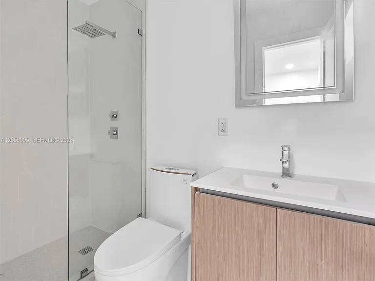 11900 N Bayshore Dr #207 — Photo 21