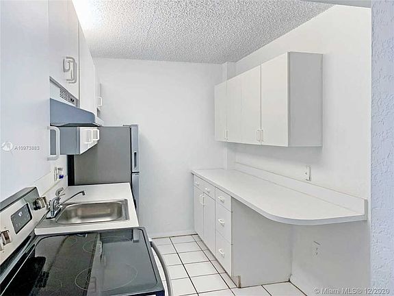 2nd image of 1251 NE 108th St APT 420