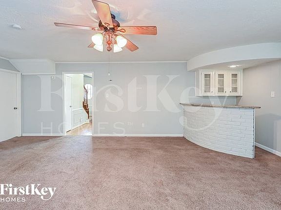 5th image of 16010 Pebble Bend Dr