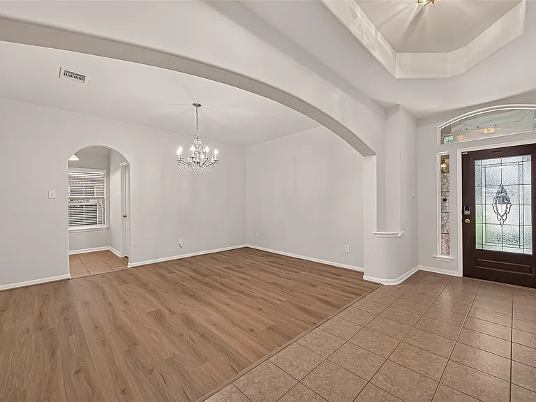4823 Grand Chateau Ln — Photo 6