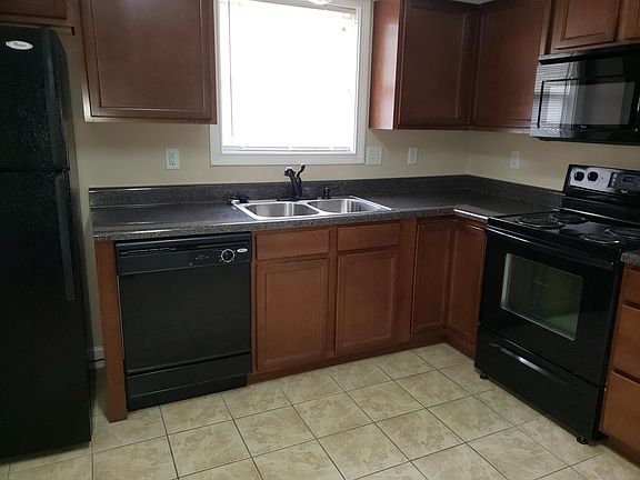 3rd image of 5211 Devonbrook Way #1
