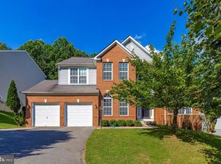 19305 Moon Ridge Dr, Germantown, MD 20876