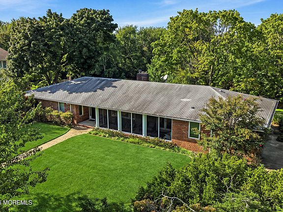 2nd image of 223 Howard Avenue