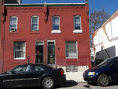806 N 46th St, Philadelphia, PA 19139