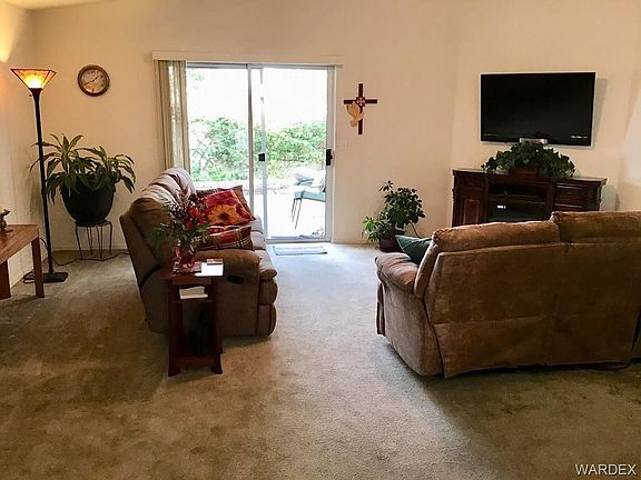 5th image of 2358 Acoma Dr