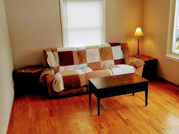5th image of 1155 Roosevelt Ct