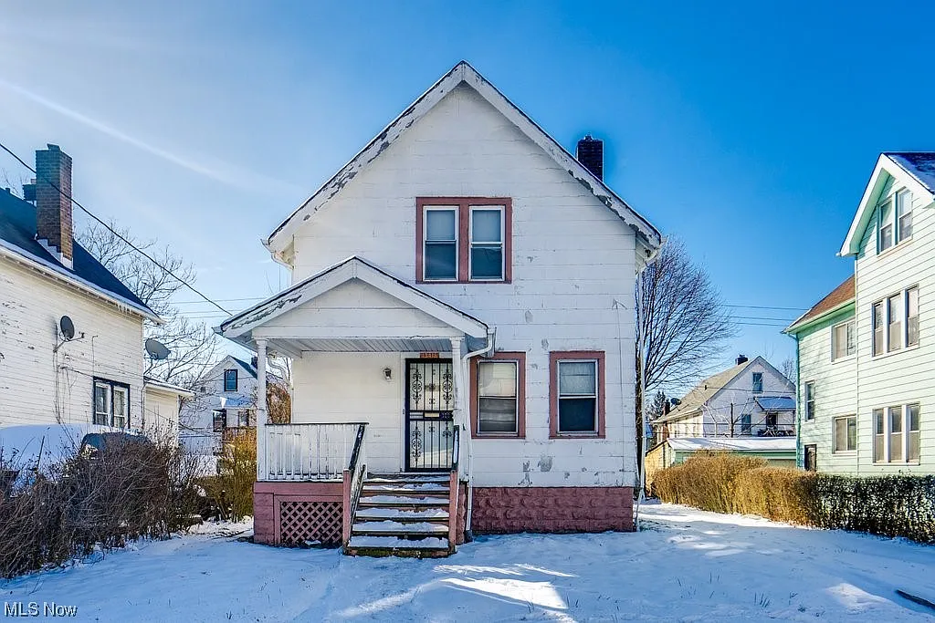 13418 Durkee Ave photo 1