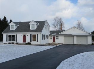 5355 Berkey Southern Rd, Whitehouse, OH 43571